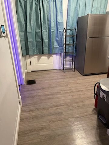 1 bedroom whole unit keyless entry - Photo 6