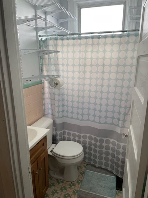 1 bedroom whole unit keyless entry - Photo 10