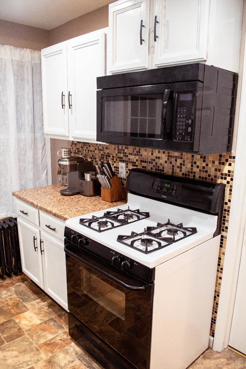 Spacious Urban APT w/4BR  Office-Ready in Albany - Photo 6