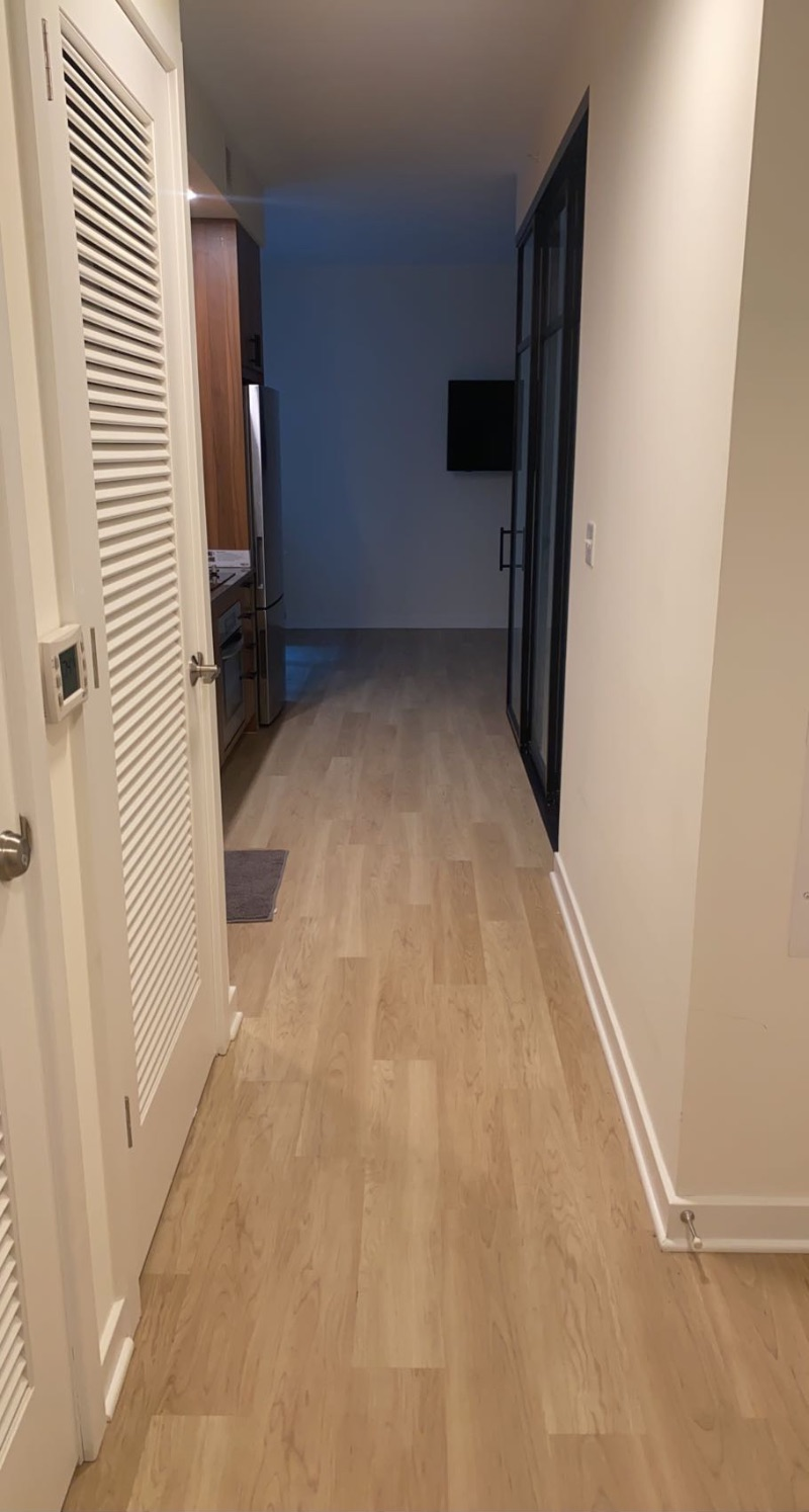 Beautiful one bedroom studio apartment - Photo 2