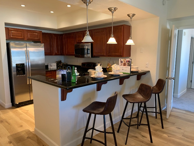 High rise living - Photo 2