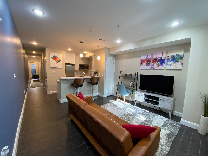 Dupont Circle Townhouse Condo - 2 bed, 2 bath, All Utilities Included - Photo 4