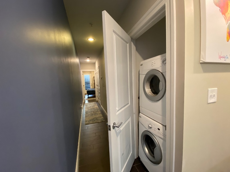 Dupont Circle Townhouse Condo - 2 bed, 2 bath, All Utilities Included - Photo 9