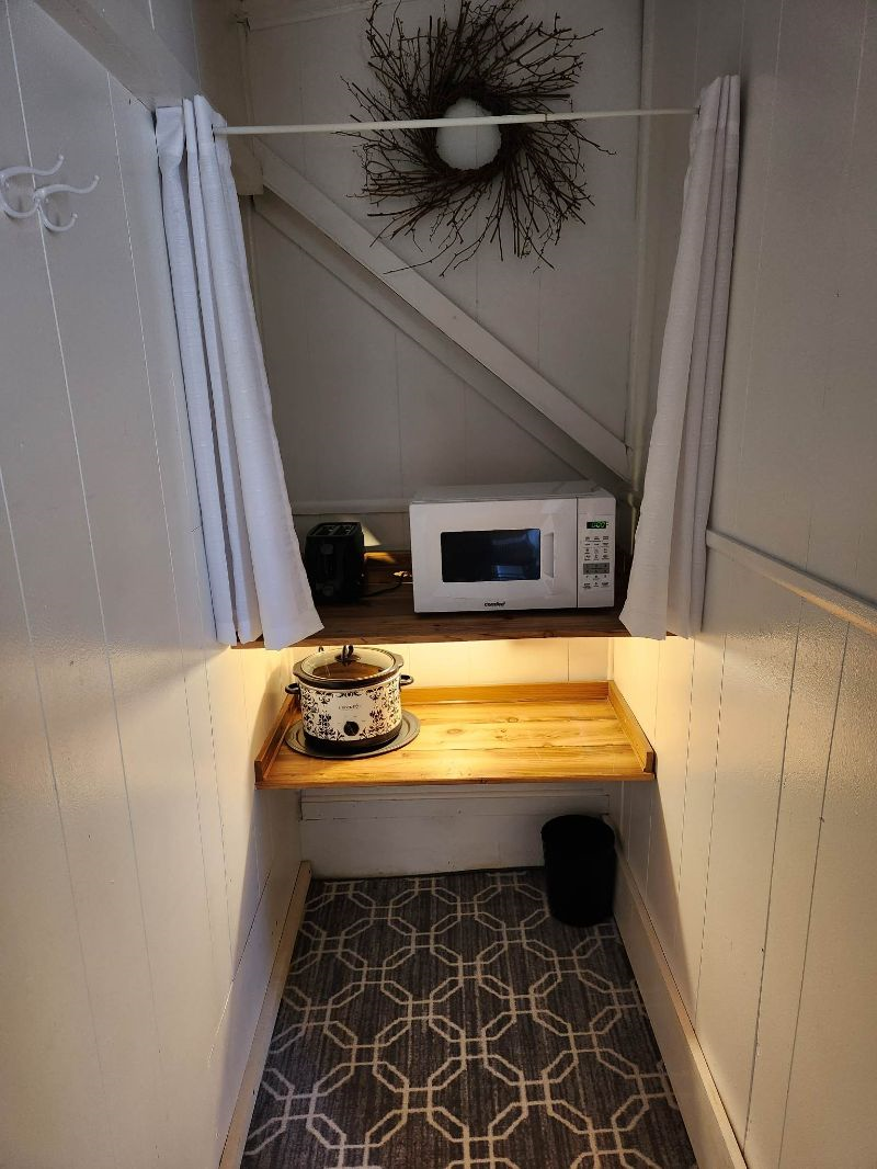 2 Bedroom upstairs apartment - Photo 5