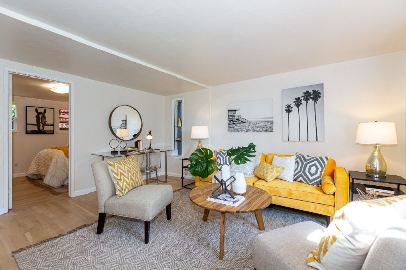 Ocean Beach Garden Apartment - Photo 1