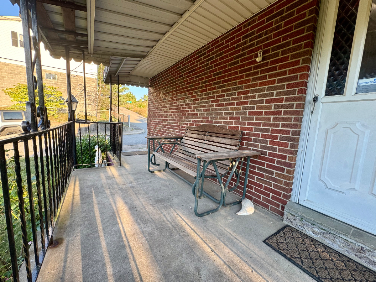 Beautiful Brick Rancher Centrally Located off Route 50 and Interstate 79 - Photo 3