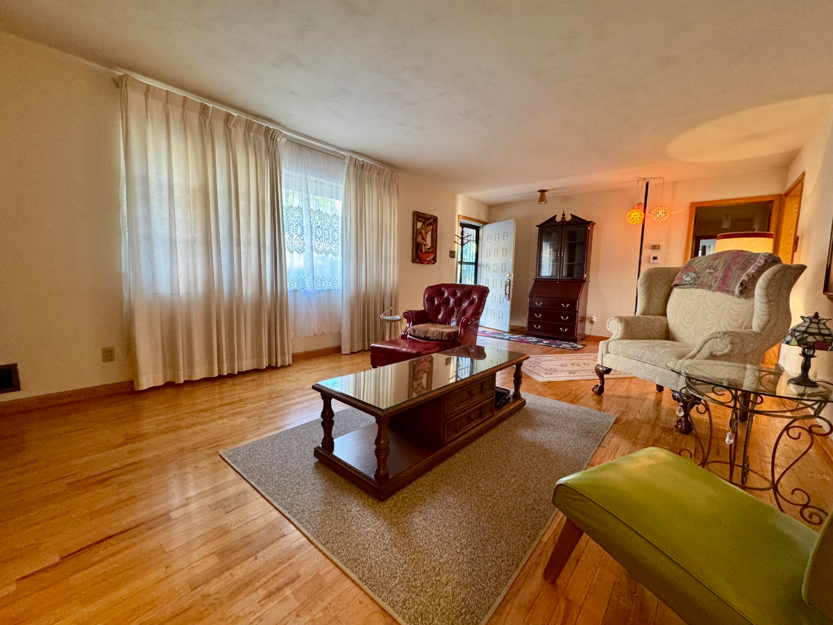 Beautiful Brick Rancher Centrally Located off Route 50 and Interstate 79 - Photo 5
