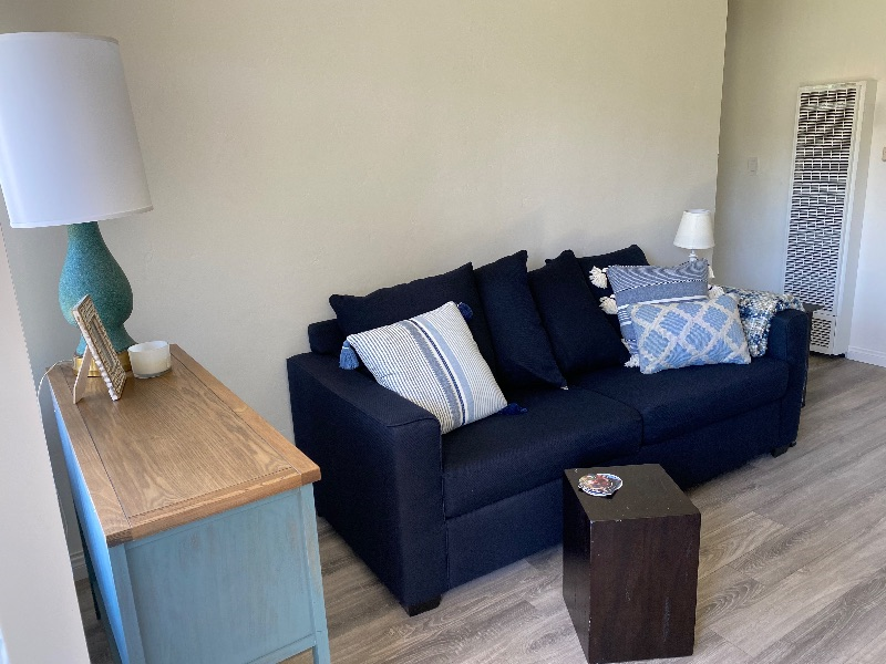 TWO BLOCKS FROM THE BEACH - FULLY FURNISHED - UPDATED 1/1 & GARAGE - Photo 2