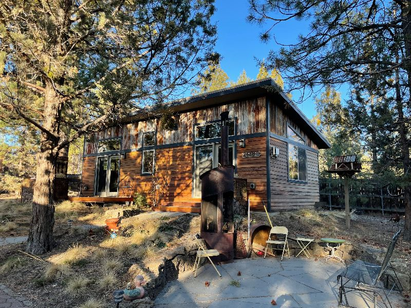 Executive Custom Westside Cottage - Photo 2