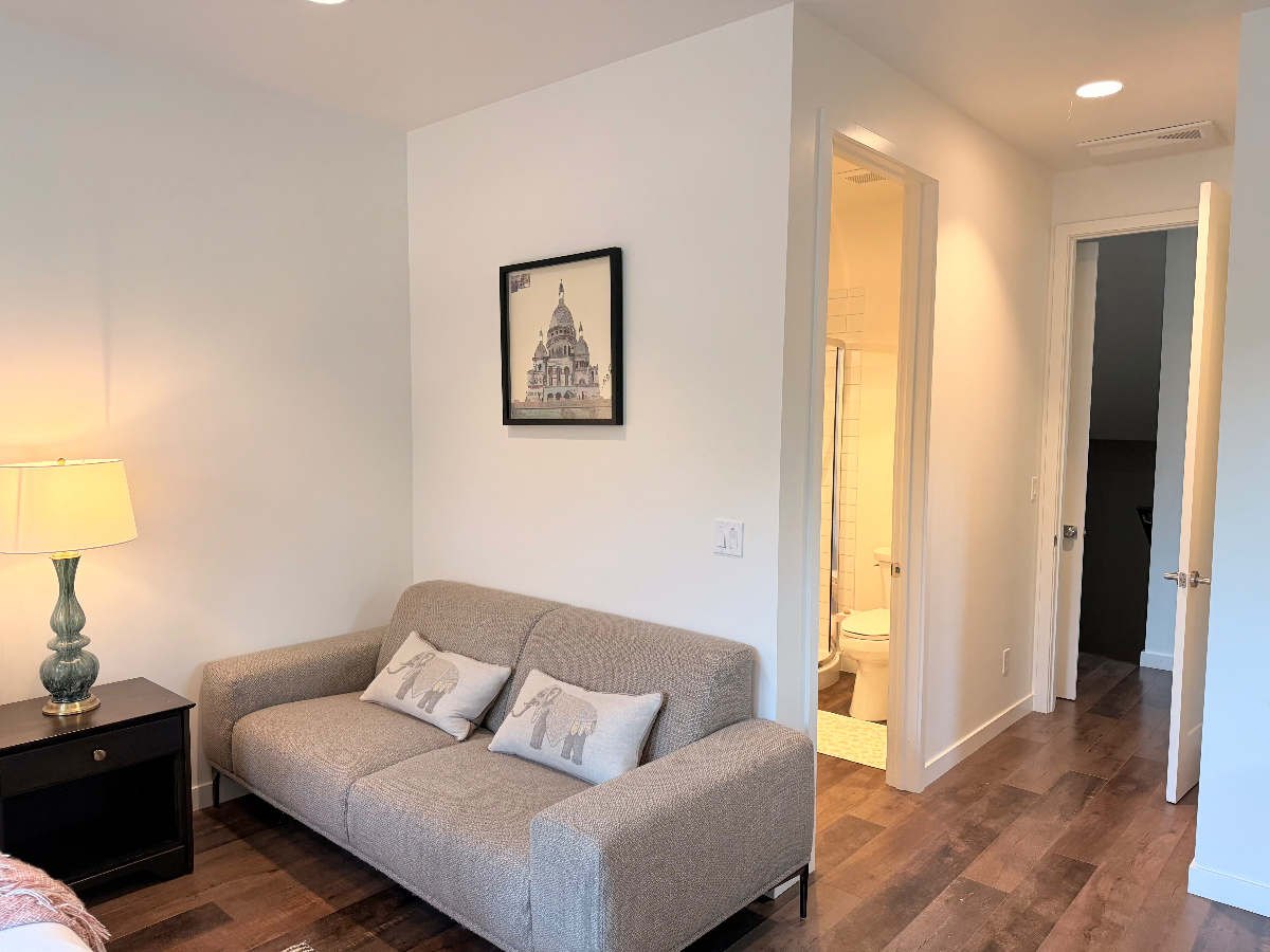 West End Private Room - Photo 5