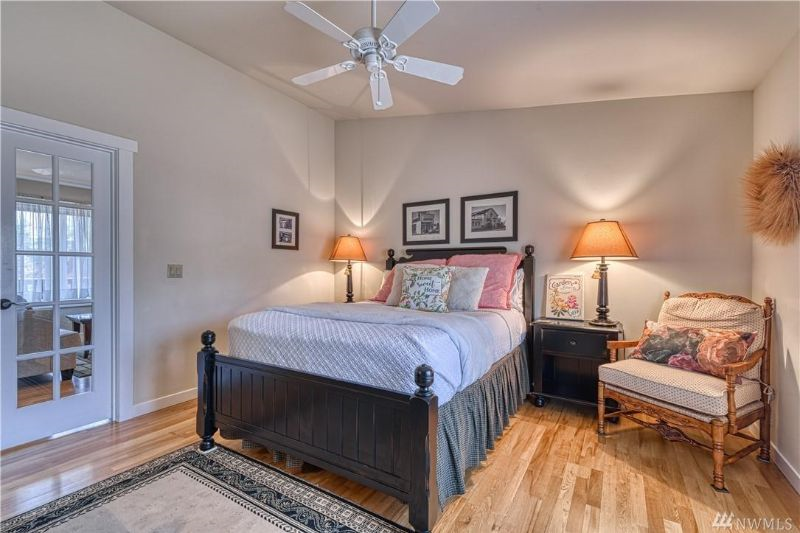 Inn at Saltar's Point Suite 1 - Photo 4