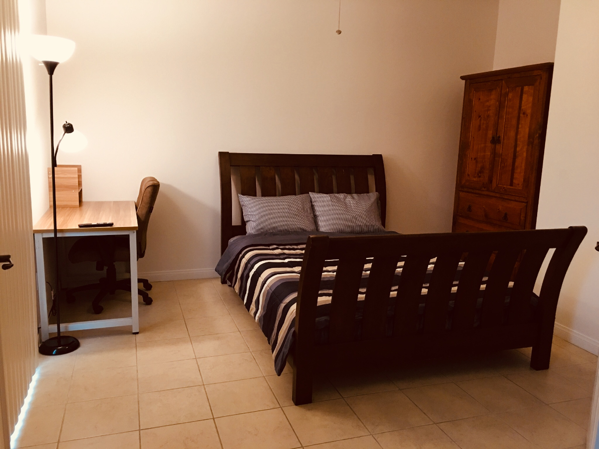 Cozy Furnished Room - C