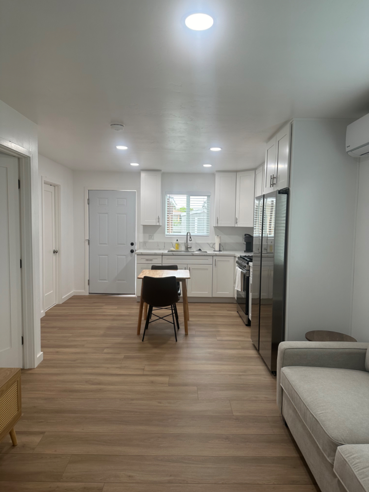 Cozy Cottage in Central San Diego - Photo 3