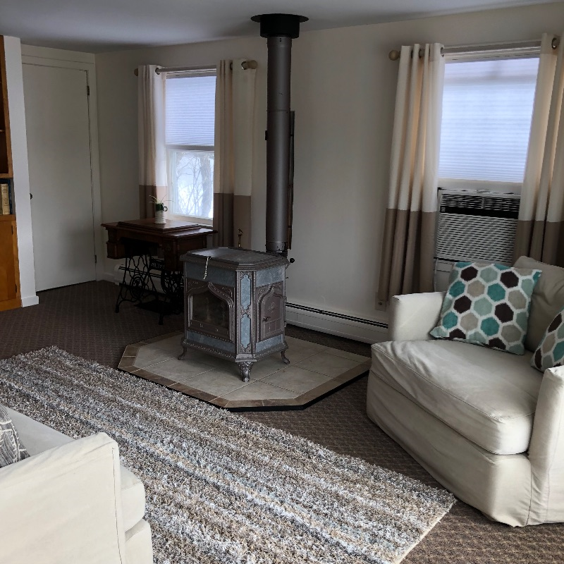 Cozy Quiet Getaway - Photo 8