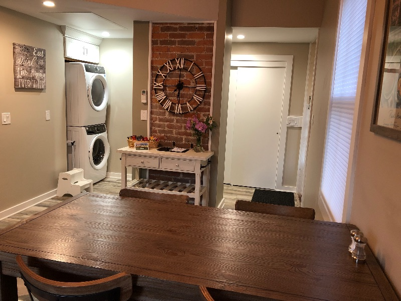 Remodeled quiet apt in heart of Neighborhood of the Arts - Photo 2