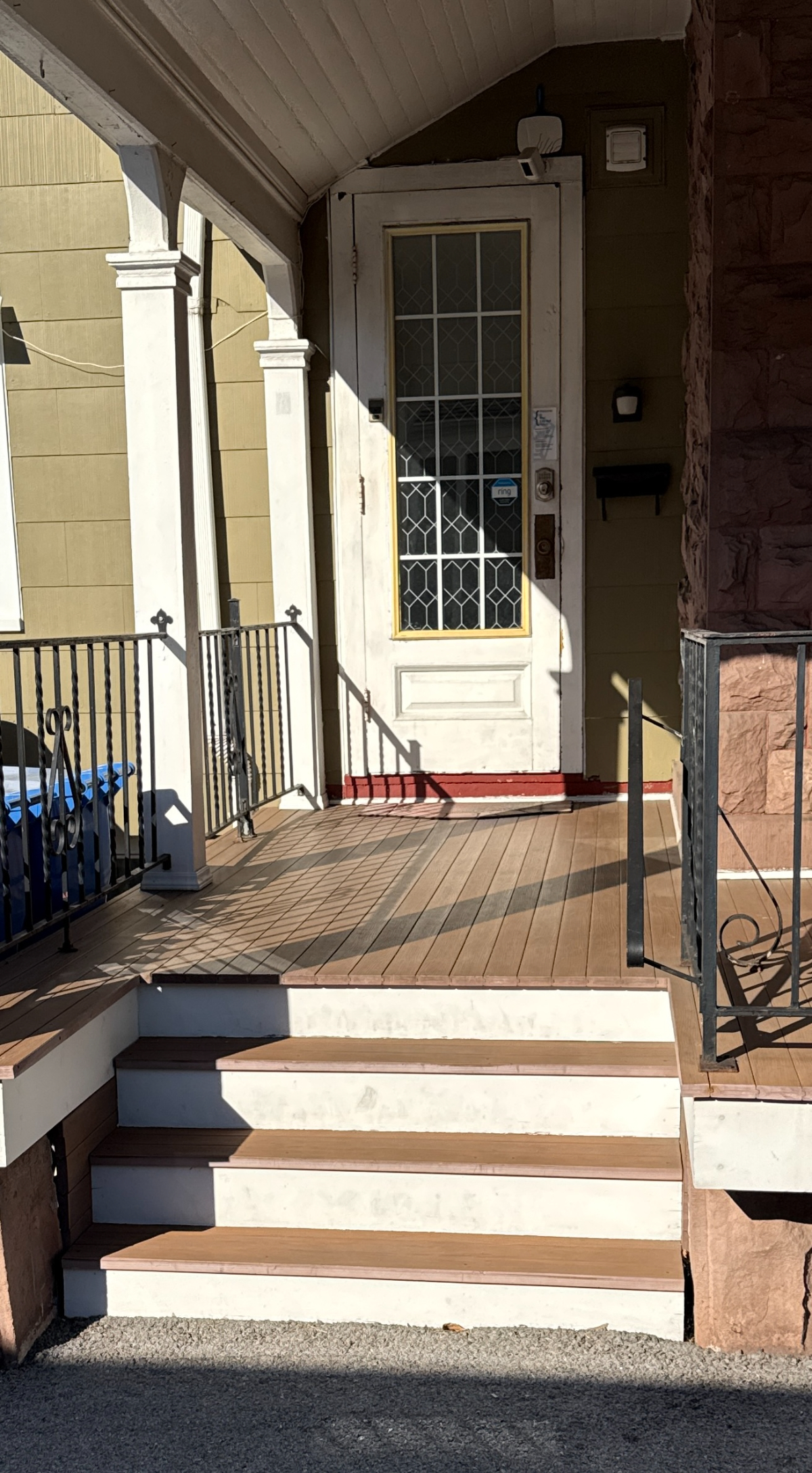 Remodeled quiet apt in heart of Neighborhood of the Arts - Photo 12