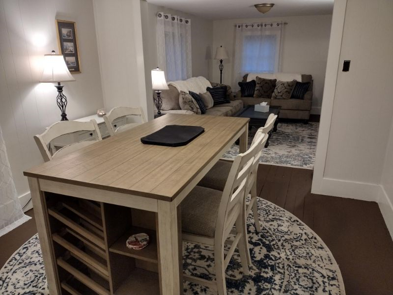 Cozy apartment with a beautiful view of Lake Champlain and the Vermnt mountains - Photo 5