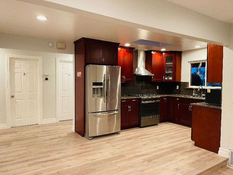 Beautiful House - Multiple Rooms for Rent, Fully Furnished - Photo 6