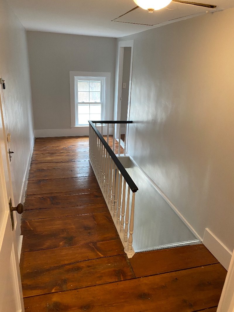 Newly Renovated 3BR/2.5BA Entire House 7 Minutes from Bassett! - Photo 6