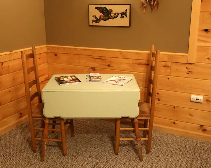 Cozy Den - Photo 5