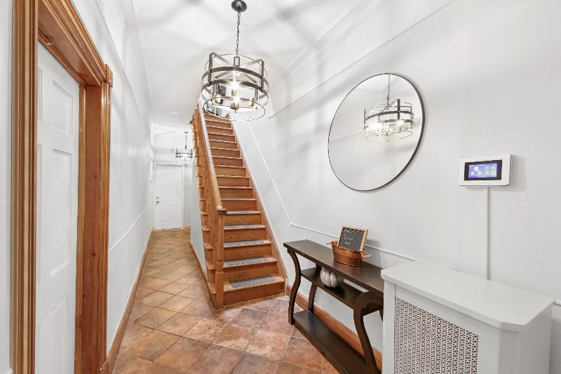 Brooklyn unit 1 room Fully Furnished- newly renovated. Close to transportation - Photo 5