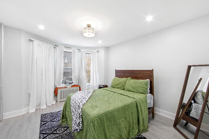 Brooklyn unit 1 room Fully Furnished- newly renovated. Close to transportation - Photo 1