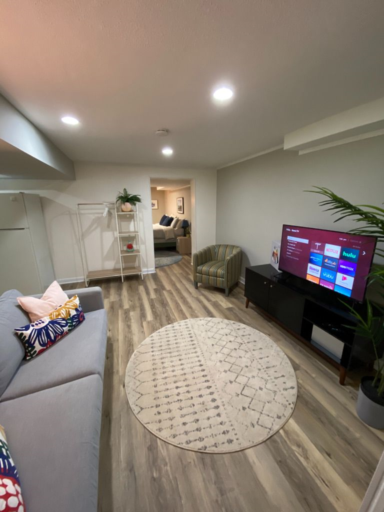 Cozy basement unit near UVA and downtown - Photo 4