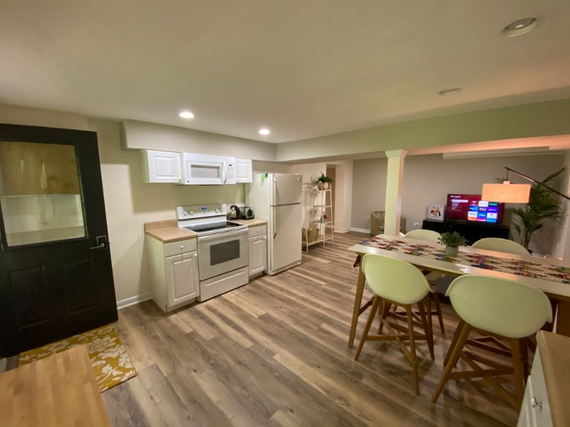 Cozy basement unit near UVA and downtown - Photo 10