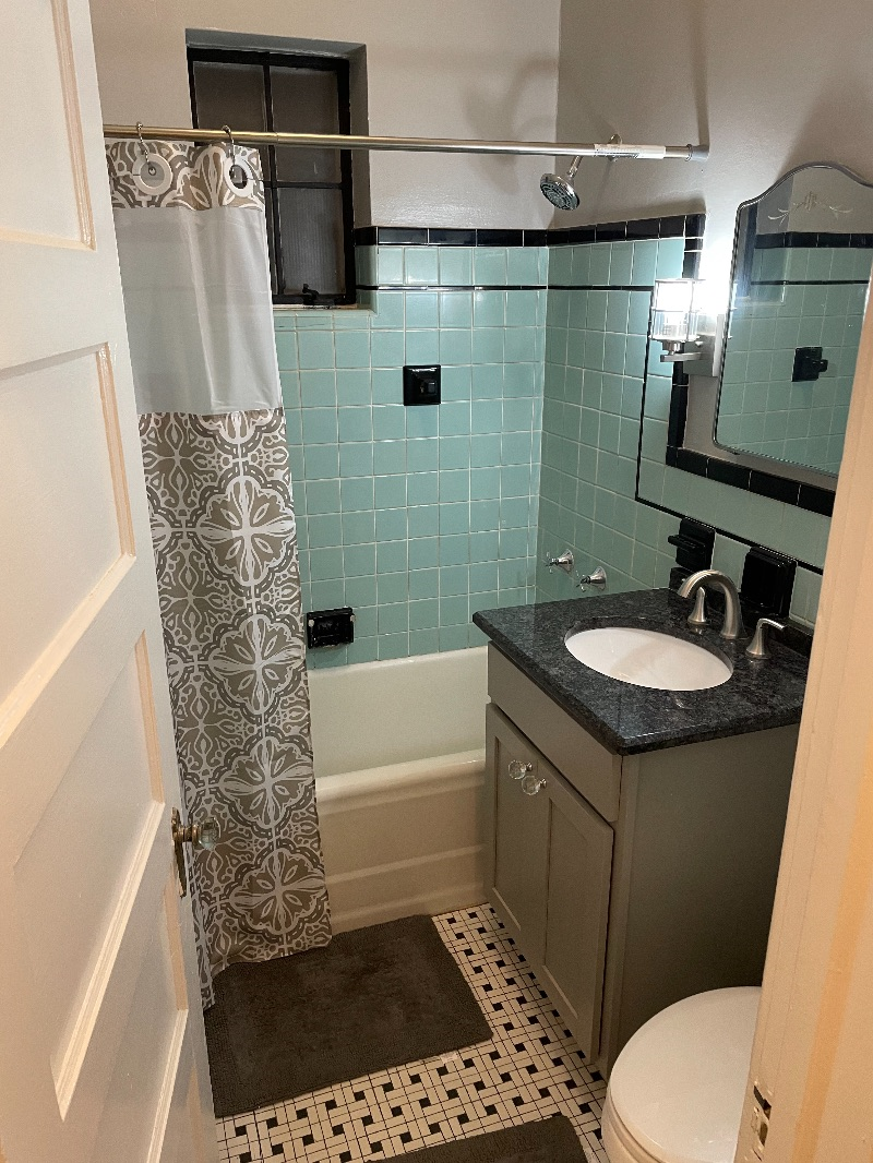 1 bed 1 bath all inclusive East End apt - Photo 6