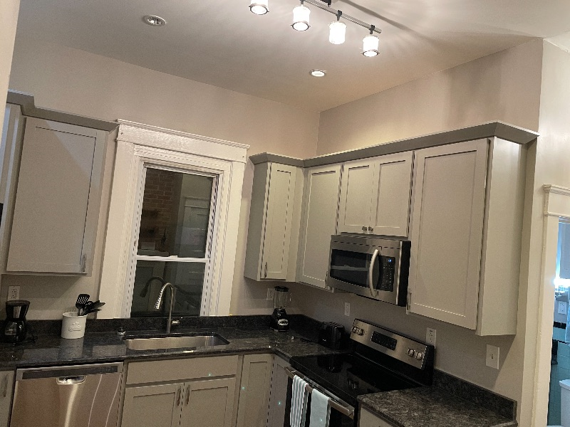 1 bed 1 bath all inclusive East End apt - Photo 11