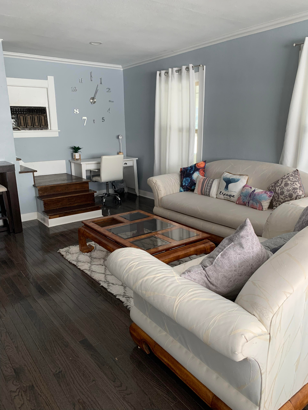 Fully furnished basement, just 5mins from hospital - Photo 1