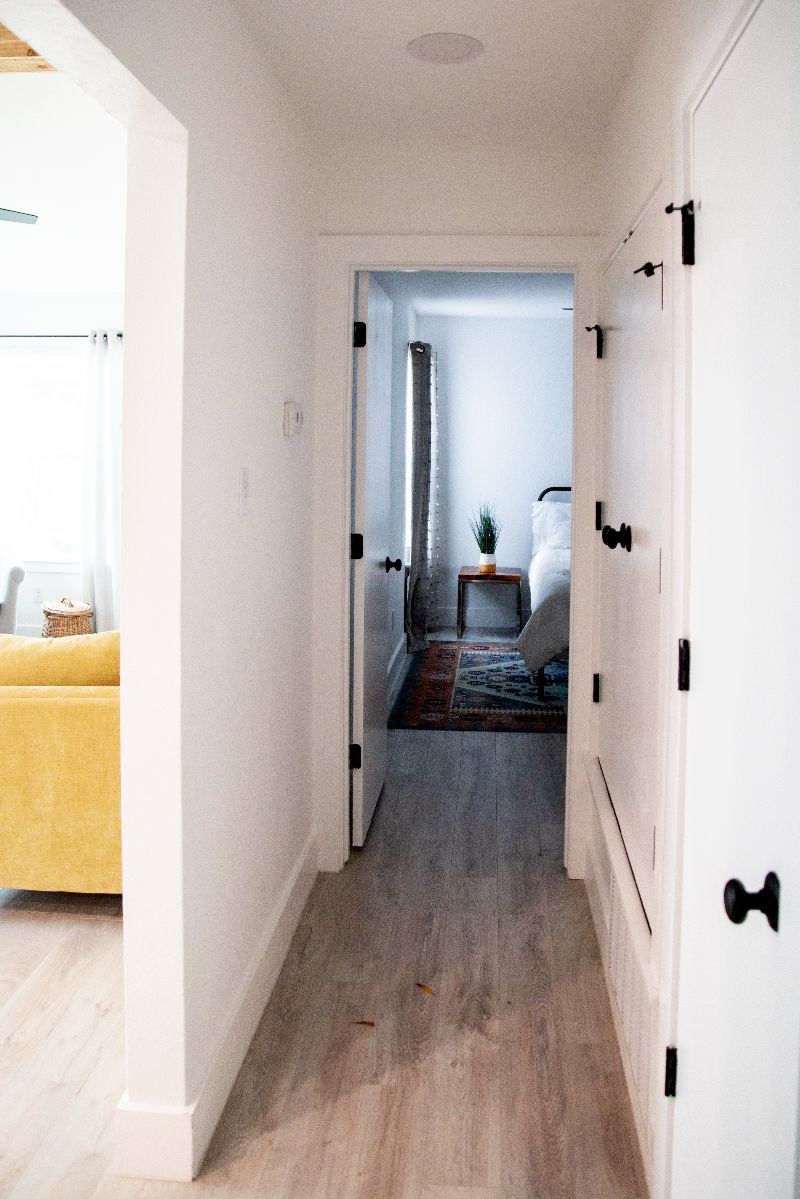 Bright  Modern Cherry Creek 2 bed/ 1 bath - Photo 9
