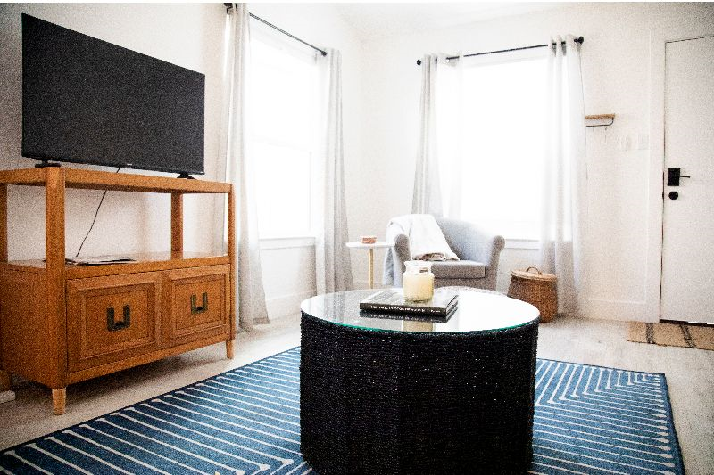 Bright  Modern Cherry Creek 2 bed/ 1 bath - Photo 6