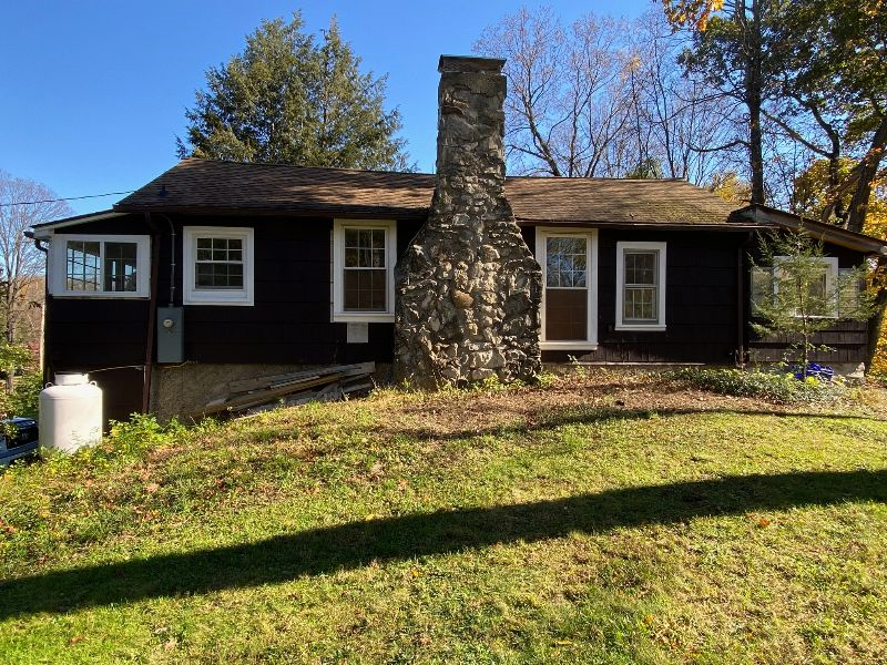 Cozy Cottage Overlooking Stream - Photo 4