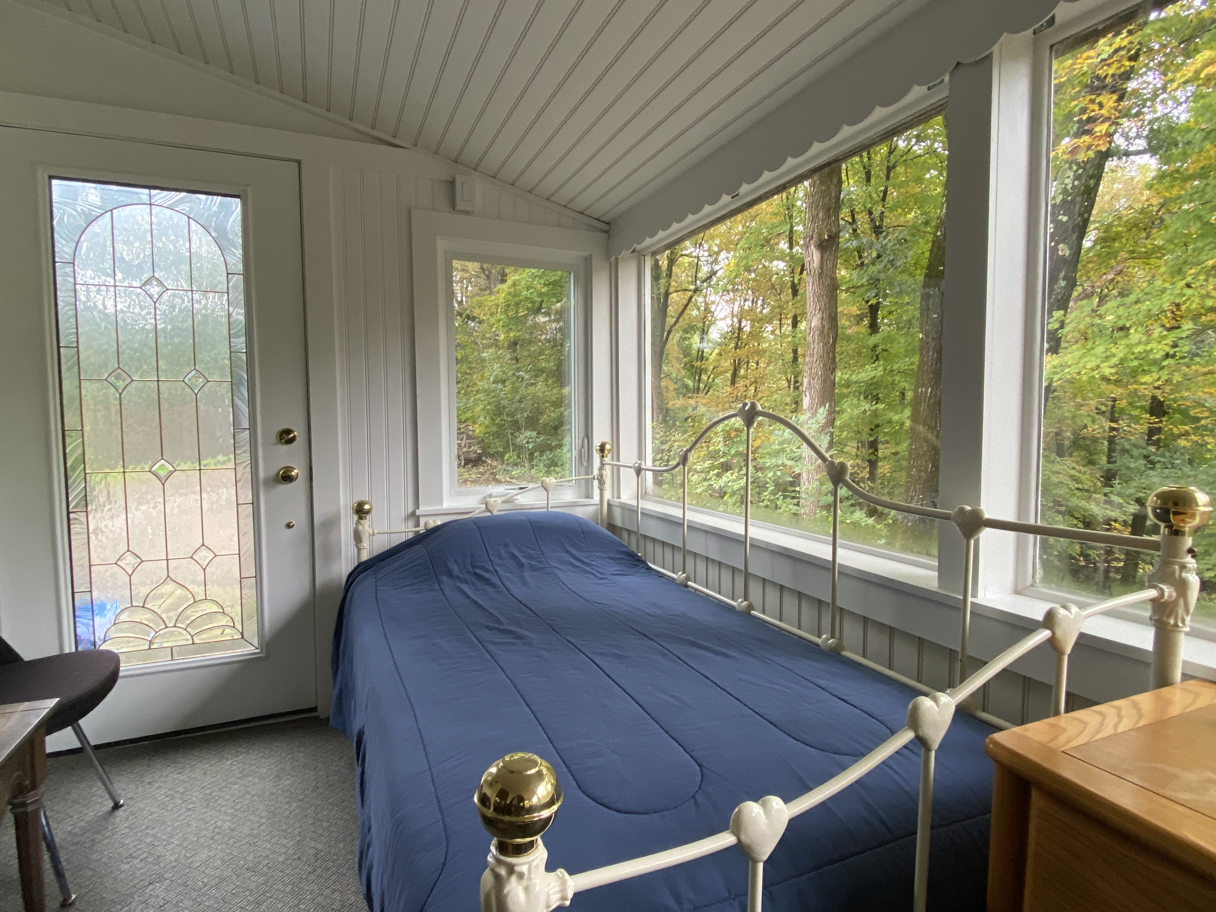 Cozy Cottage Overlooking Stream - Photo 2