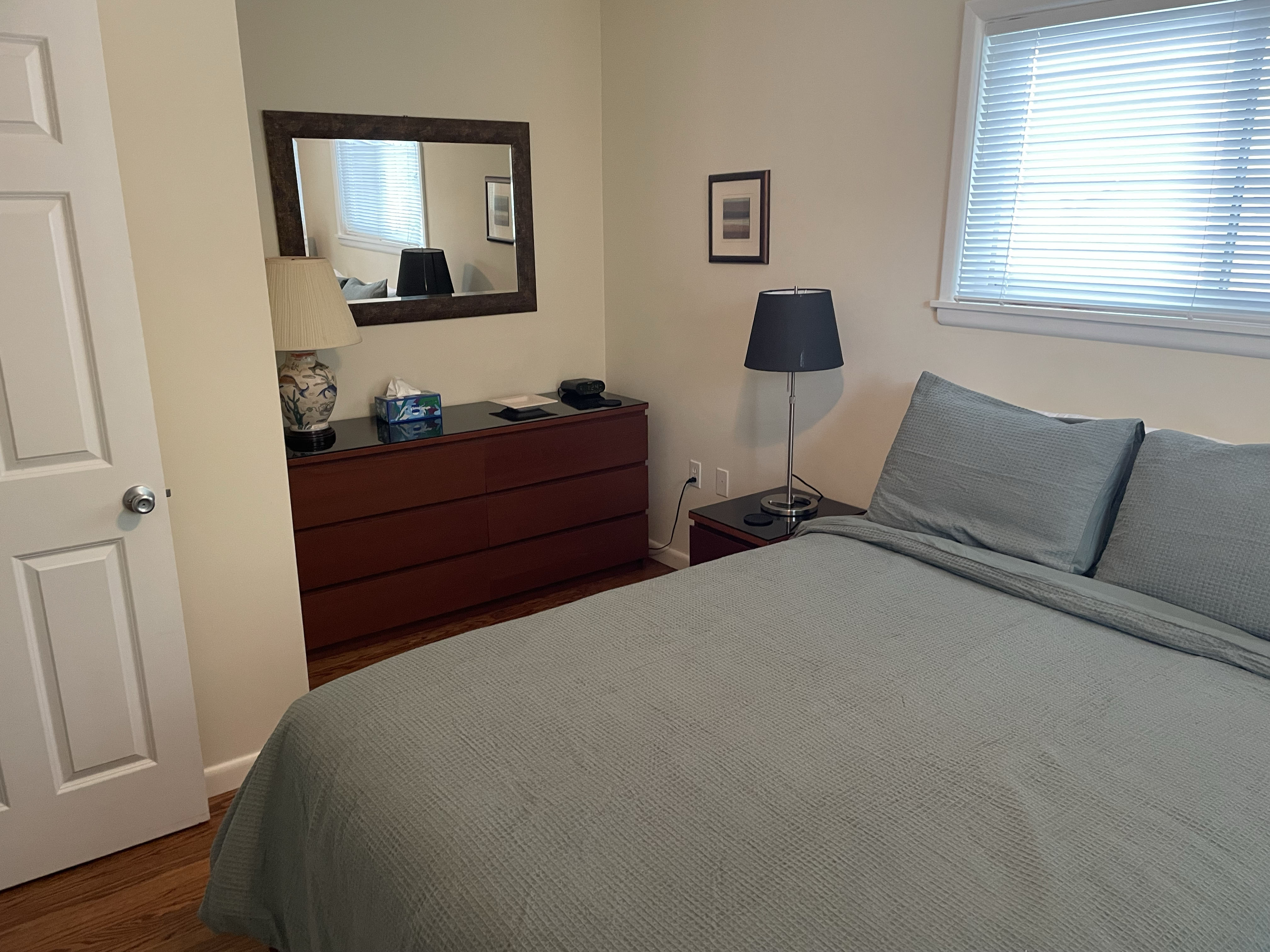 Fully furnished apartment in South Hills area of Charleston, WV - Photo 7