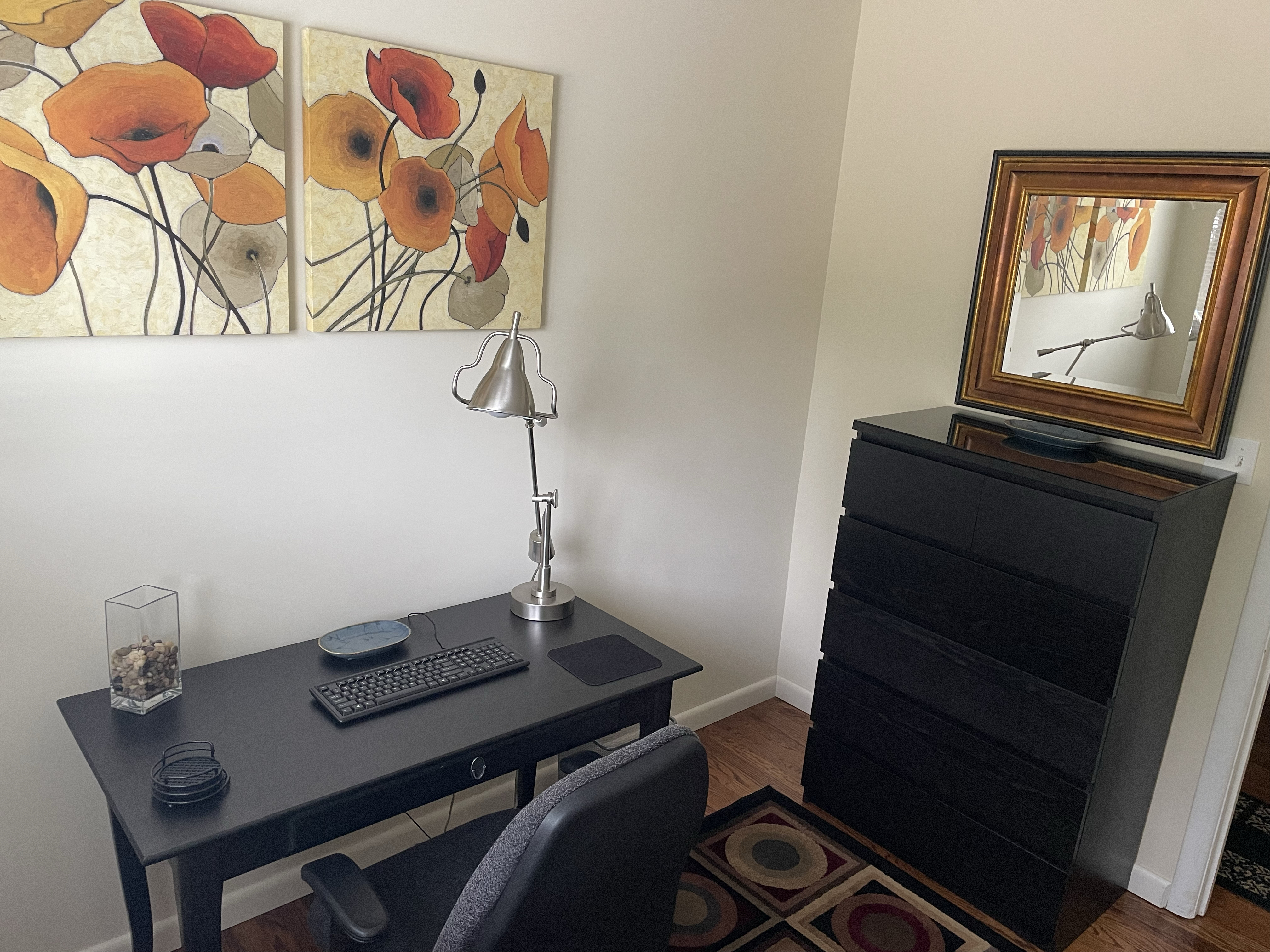 Fully furnished apartment in South Hills area of Charleston, WV - Photo 11