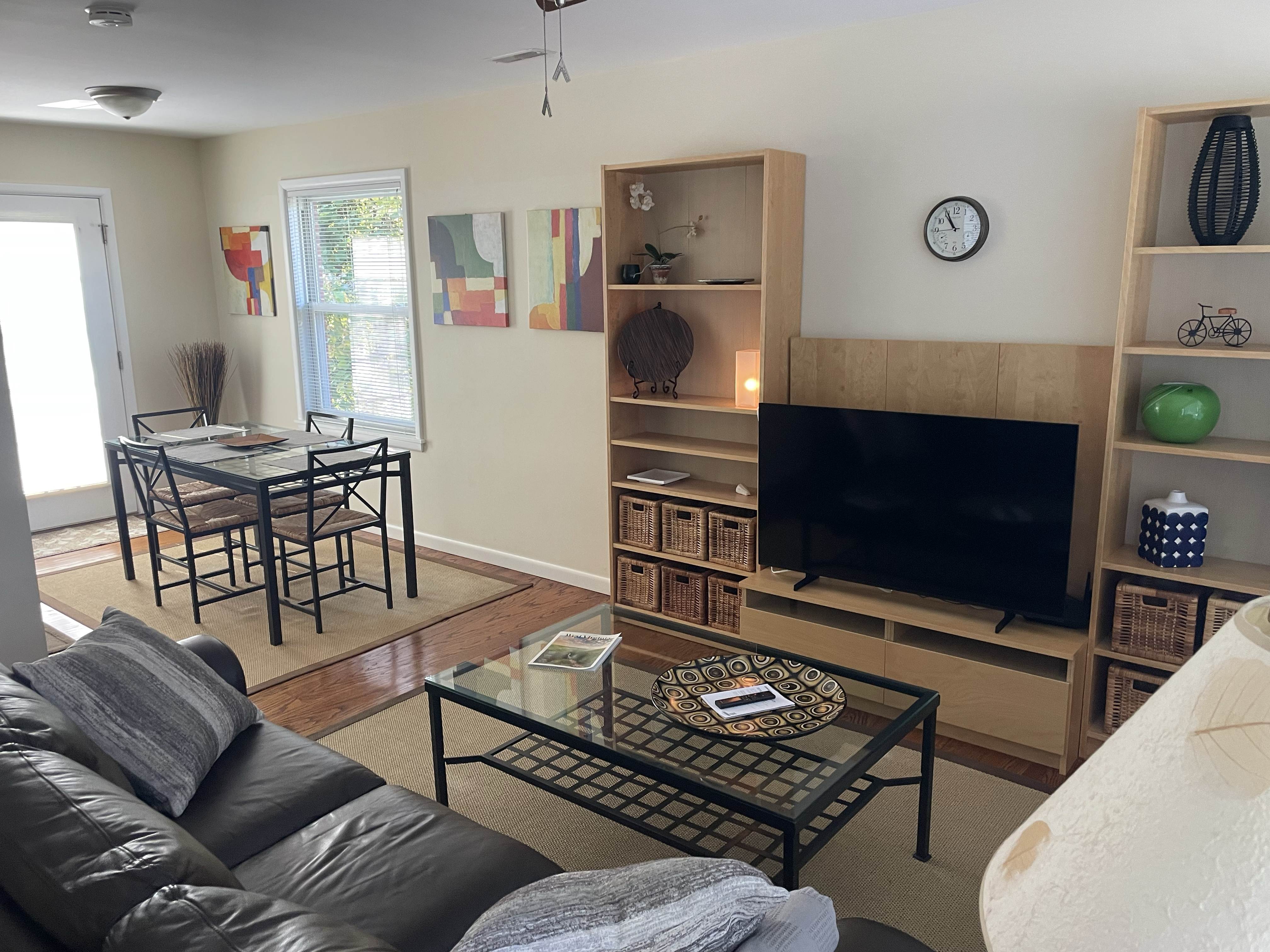 Fully furnished apartment in South Hills area of Charleston, WV - Photo 5