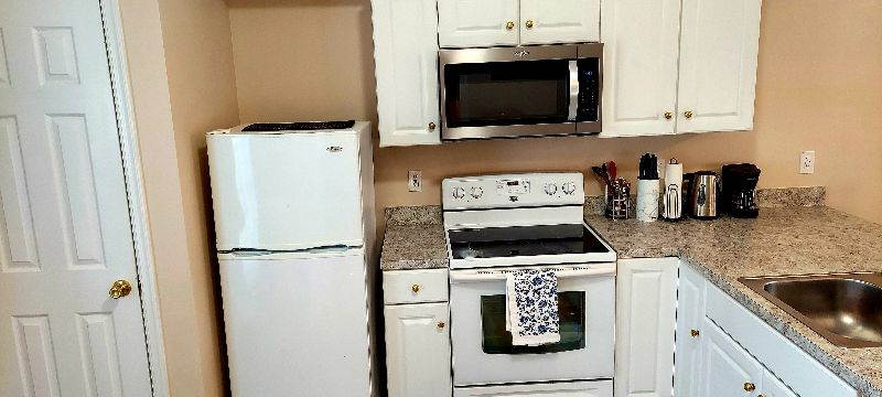 2528 studio apartment - Photo 4