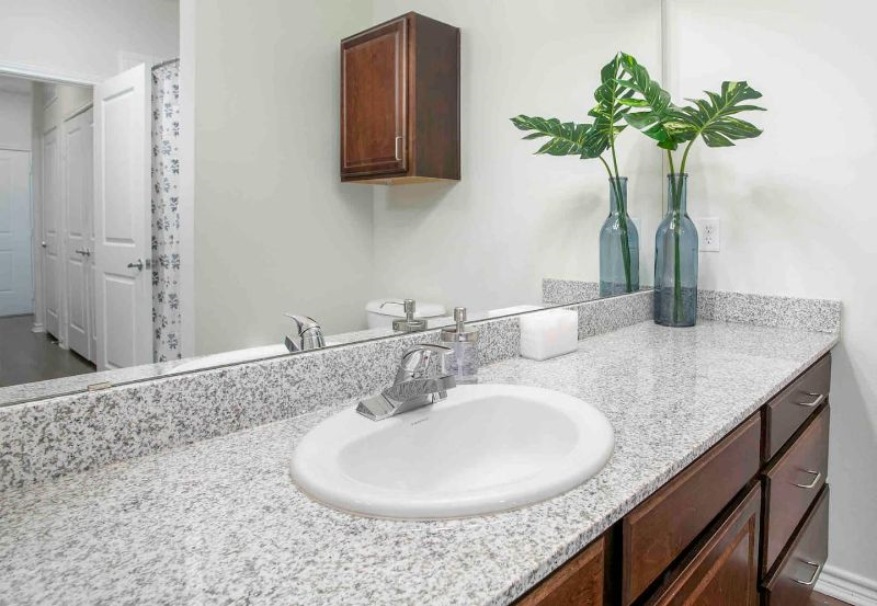 Top-Notch Tyler Apartment - Photo 7