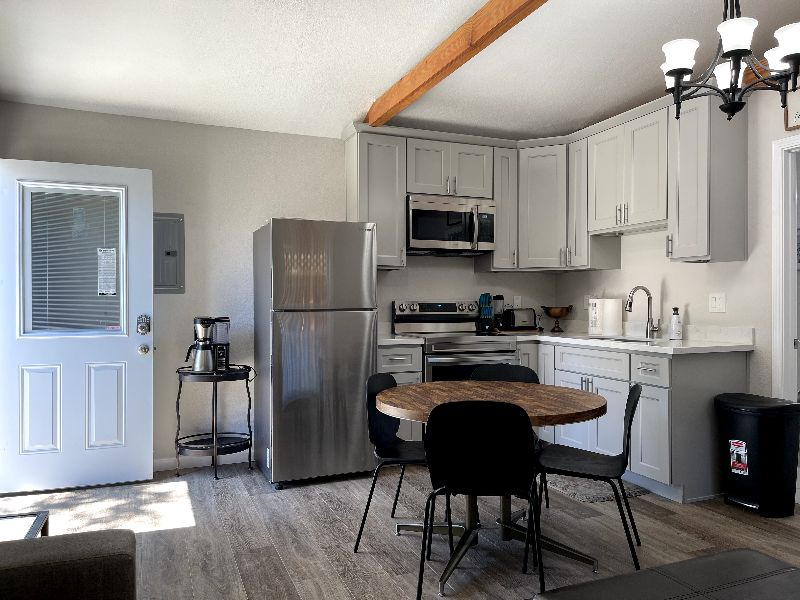 (2N18-3) New studio, Private Entry, W/D, Parking