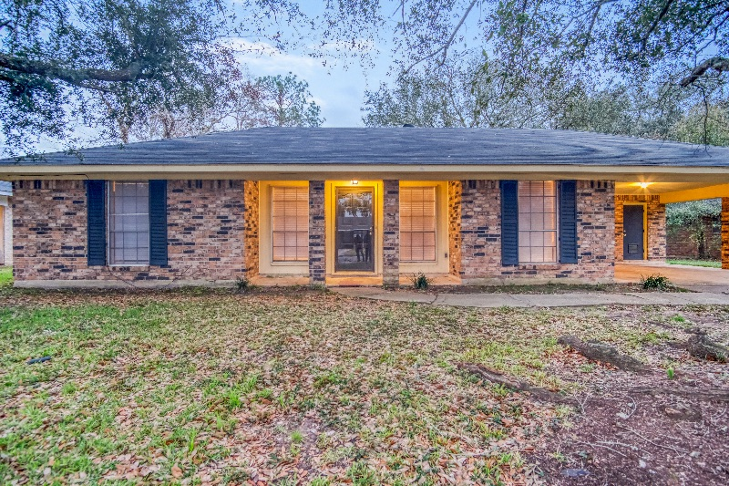 Spacious 3 bedroom house in quiet neighborhood | Furnished Finder