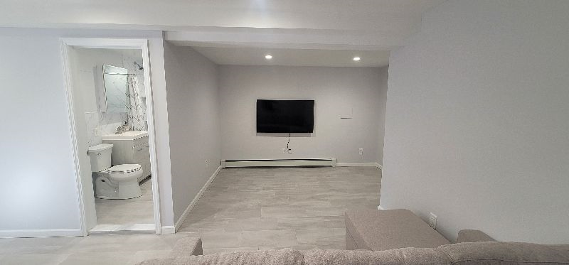 Cozy Oasis in Wakefield - Photo 2