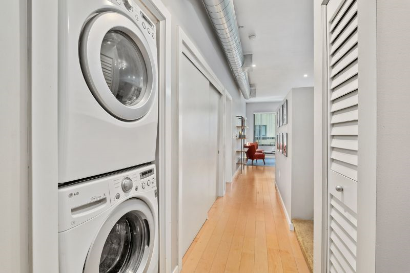 Modern Fully Furnished Condo in Quiet Residential Nook of Downtown San Diego / Cortez Hill - Photo 3