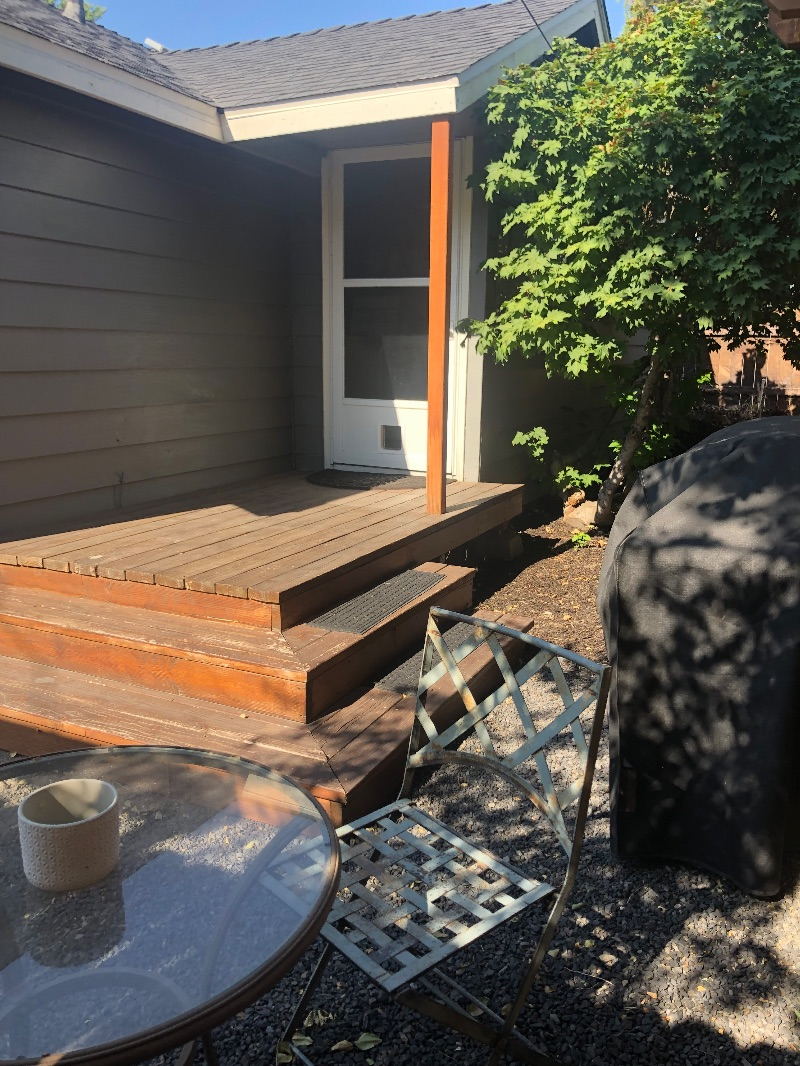Downtown Redmond Cottage - Furnished, Hot Tub, Workspace, Steps to Restaurants - Photo 6