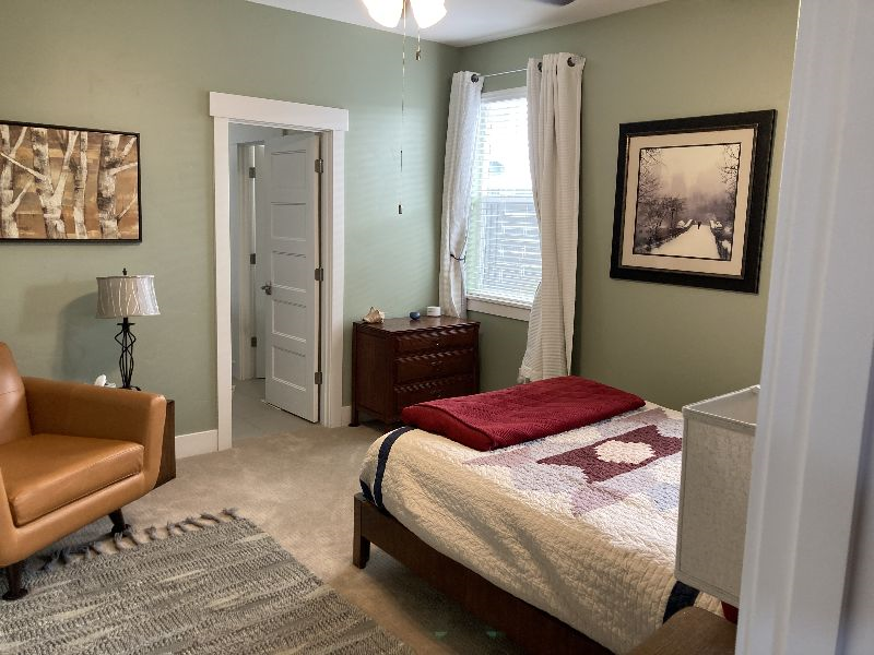 1st floor Primary Bedroom Bath walk in closet in beautiful old farm/SE Bend 3 bd home next to Aspenglow Park - Photo 1