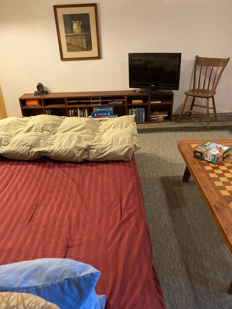 Large Fully Furnished Bedroom Available - Photo 2
