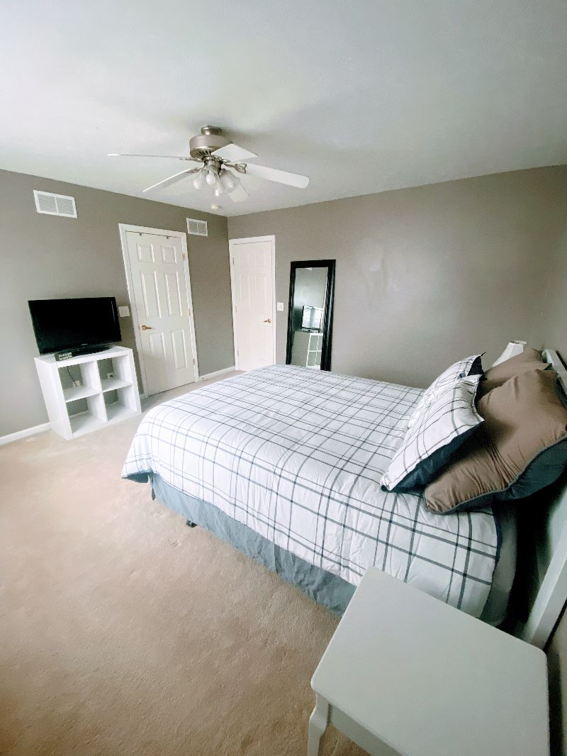 Townhome Walking Distance from Hospital. - Photo 4