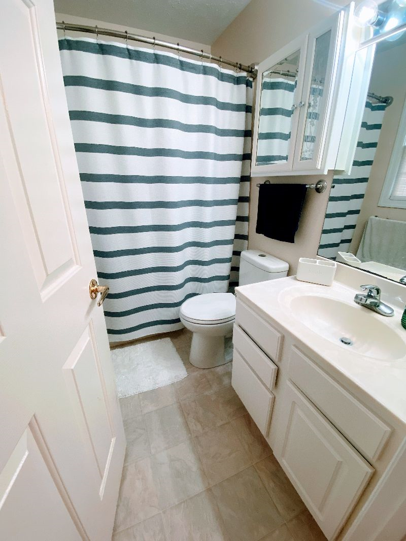 Townhome Walking Distance from Hospital. - Photo 9