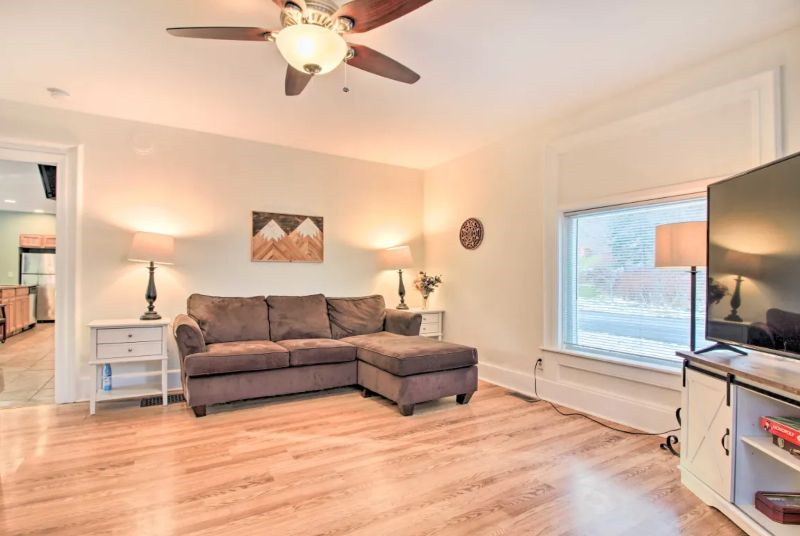 Modern 2 BR unit, 5 min to Okemo and Ludlow town center - Photo 1